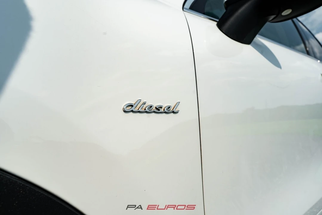 2014 Porsche 958 Cayenne Diesel - Image 20 of 21
