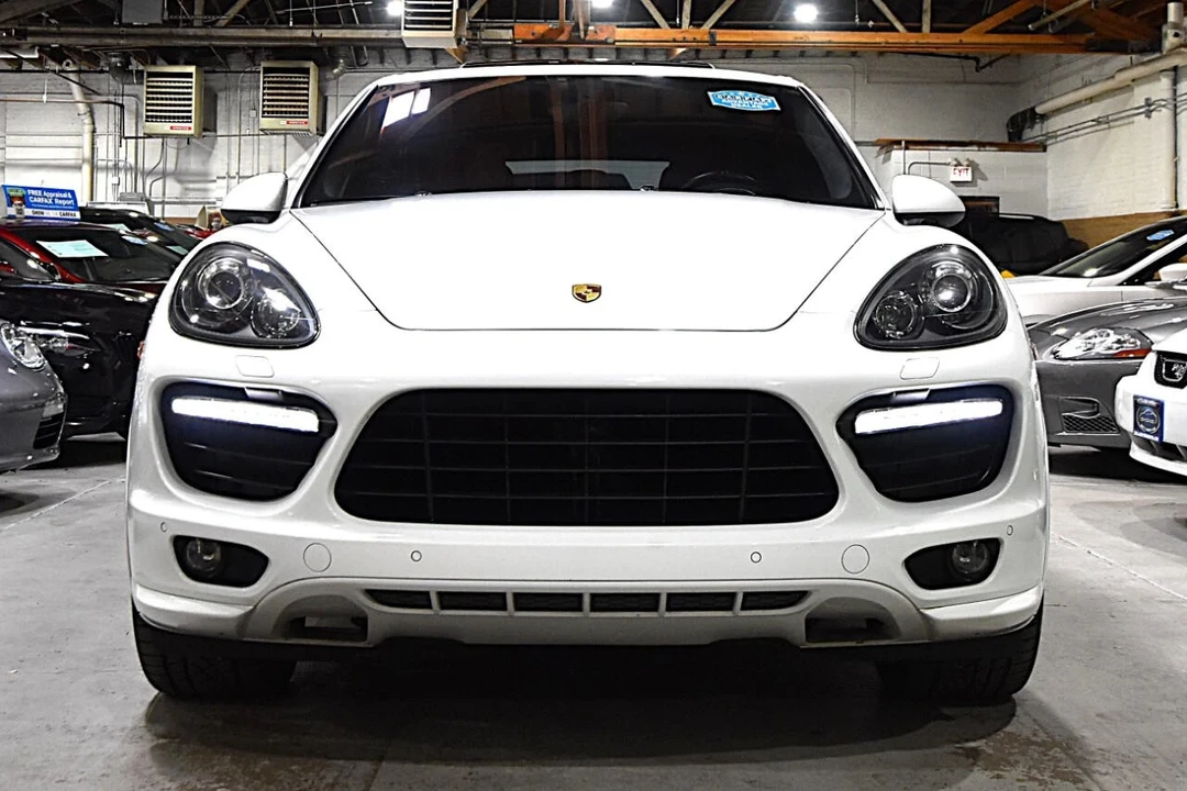 2014 Porsche 958 Cayenne GTS - Image 2 of 12