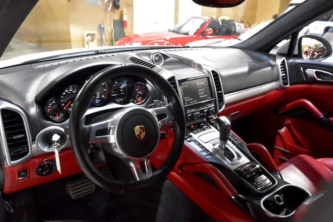 2014 Porsche 958 Cayenne GTS - Image 16 of 21