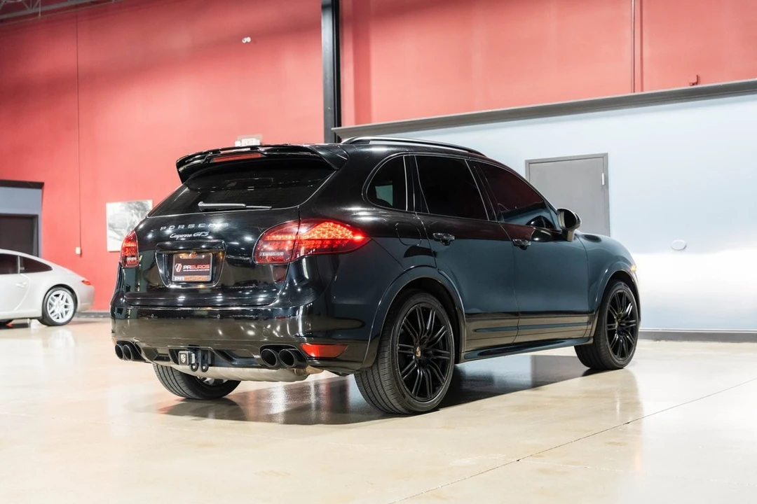 2014 Porsche 958 Cayenne GTS - Image 17 of 31
