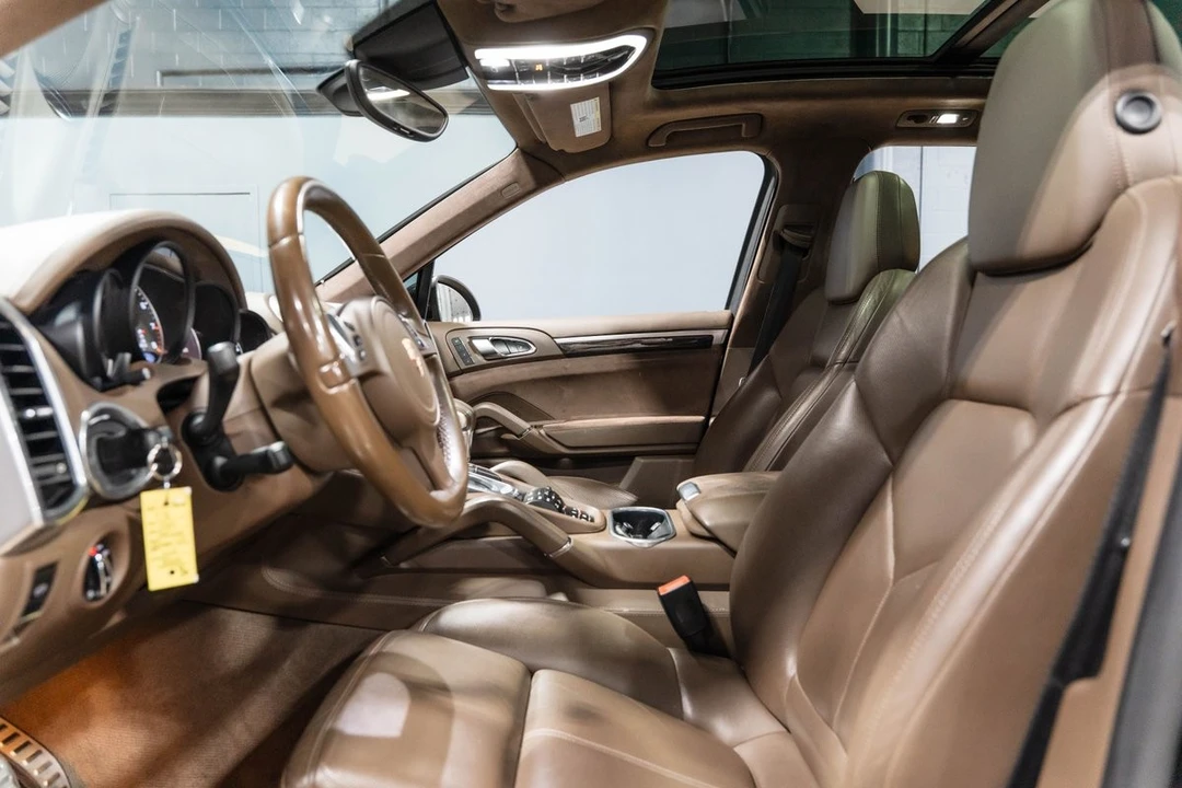 2014 Porsche 958 Cayenne GTS - Image 24 of 31