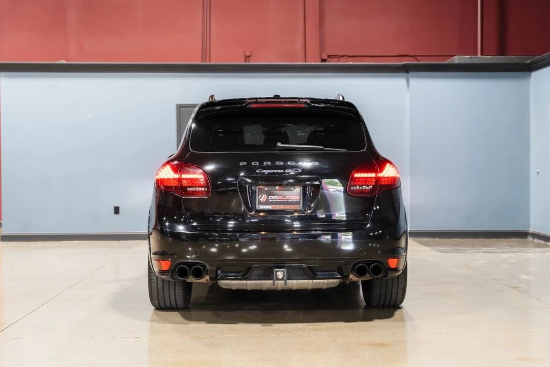 2014 Porsche 958 Cayenne GTS - Image 16 of 31