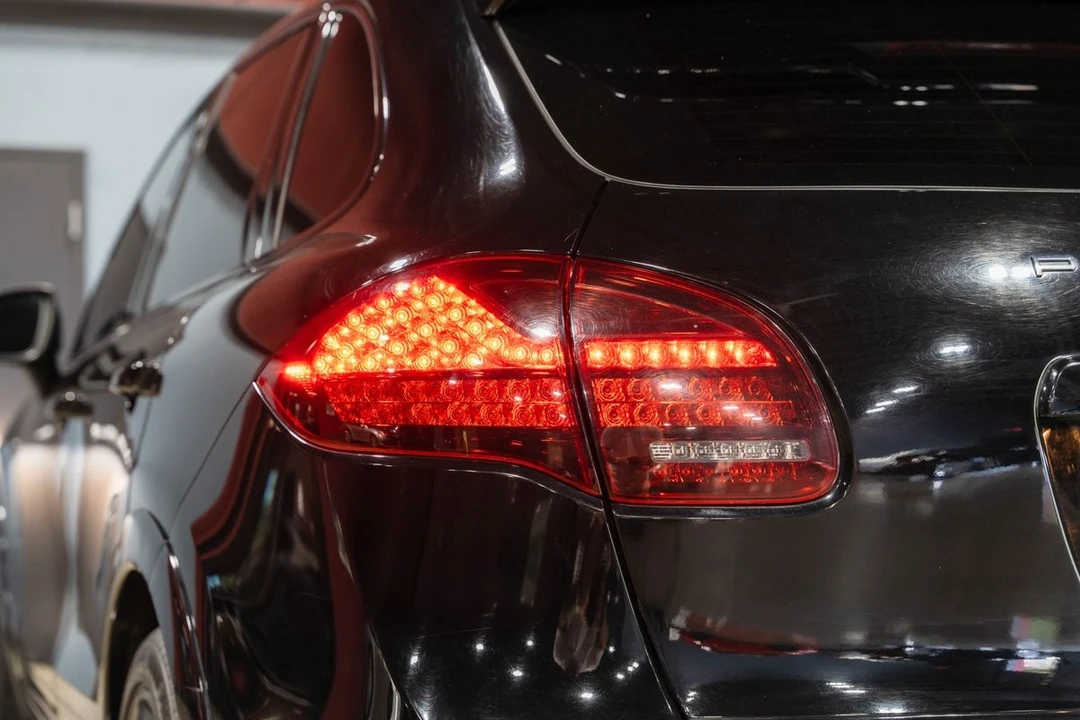 2014 Porsche 958 Cayenne GTS - Image 22 of 31