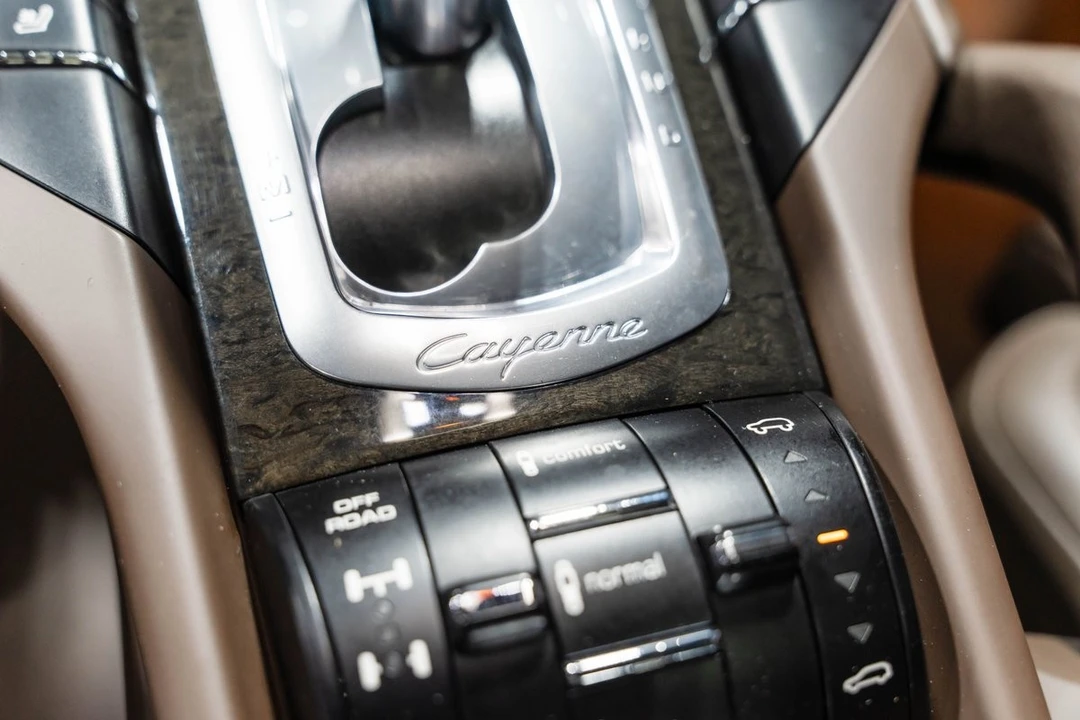 2014 Porsche 958 Cayenne GTS - Image 31 of 31