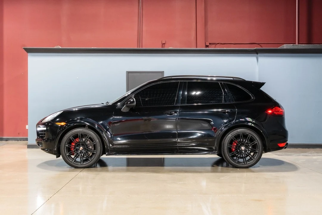 2014 Porsche 958 Cayenne GTS - Image 6 of 31