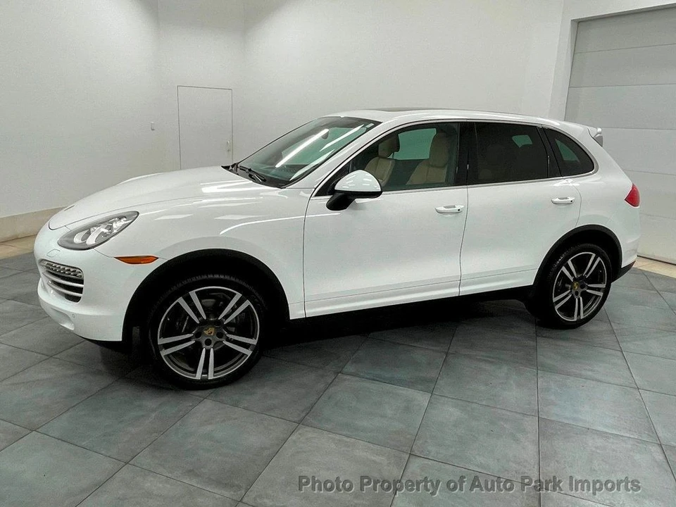 2014 Porsche 958 Cayenne - Image 5 of 12