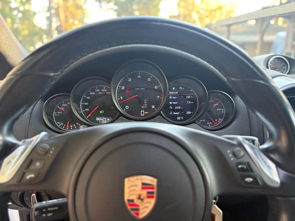 2014 Porsche 958 Cayenne - Image 4 of 15