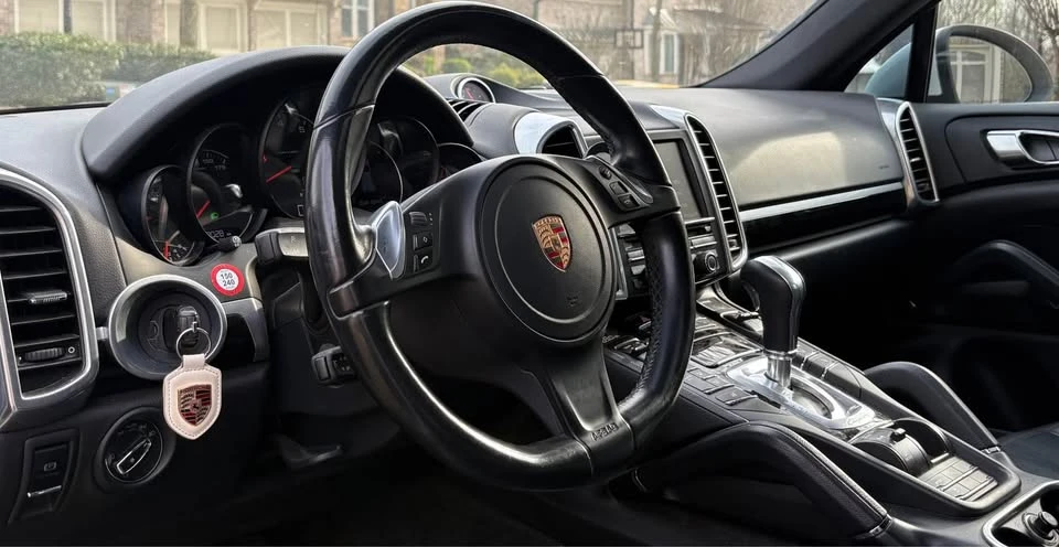 2014 Porsche 958 Cayenne - Image 6 of 15