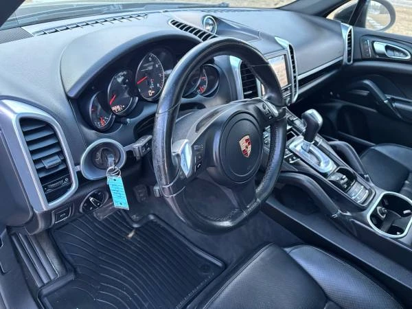 2014 Porsche 958 Cayenne - Image 17 of 19