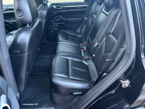 2014 Porsche 958 Cayenne - Image 11 of 19