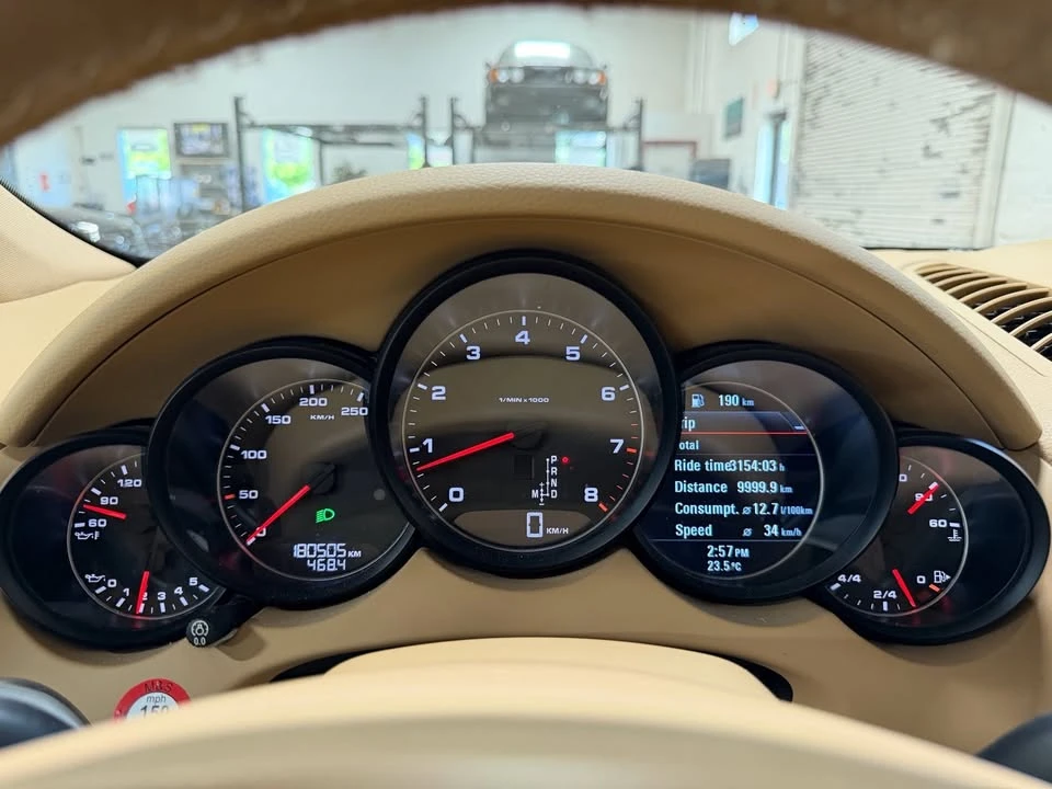 2014 Porsche 958 Cayenne - Image 19 of 20