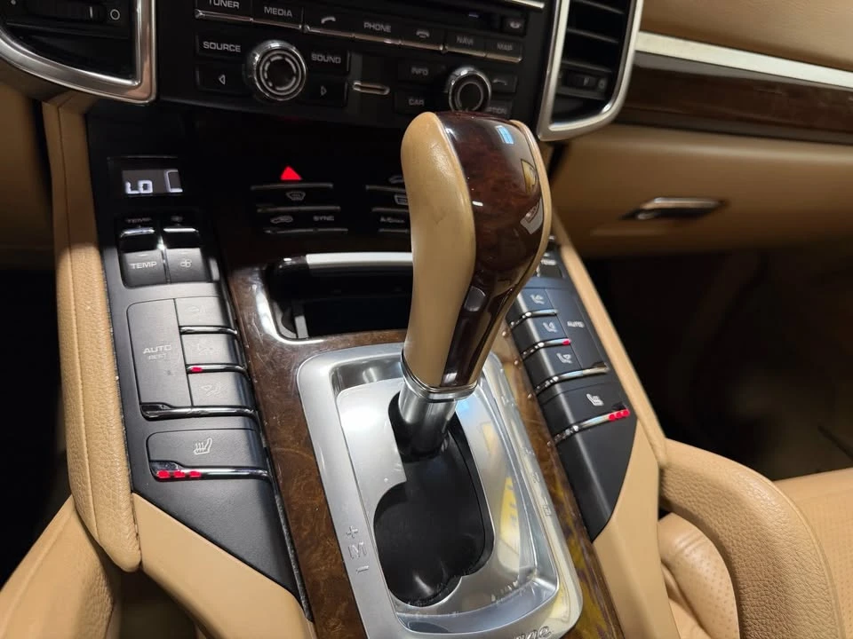 2014 Porsche 958 Cayenne - Image 20 of 20