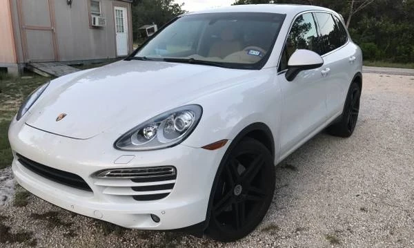 2014 Porsche 958 Cayenne - Image 2 of 12
