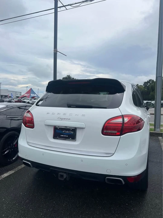 2014 Porsche 958 Cayenne - Image 8 of 10