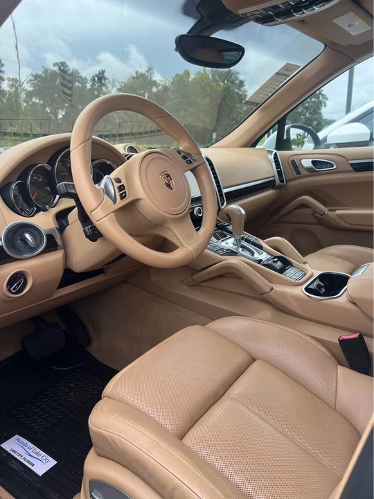 2014 Porsche 958 Cayenne - Image 4 of 10