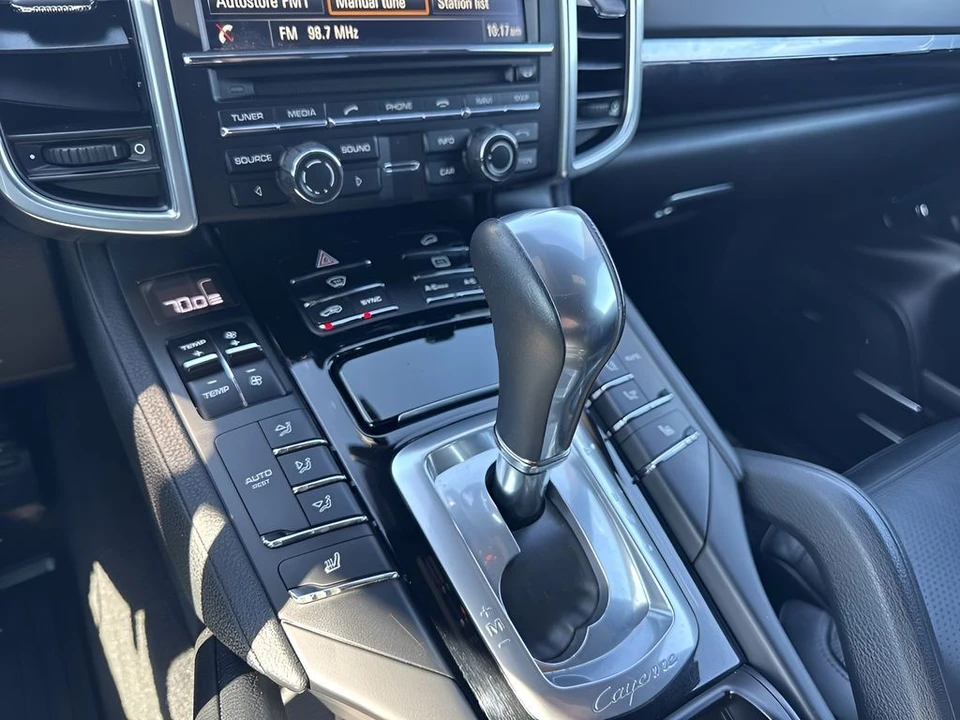2014 Porsche 958 Cayenne - Image 18 of 21