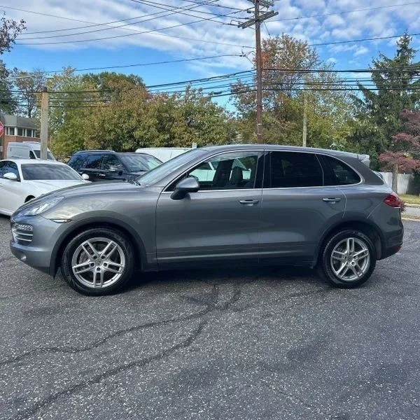 2014 Porsche 958 Cayenne - Image 3 of 12