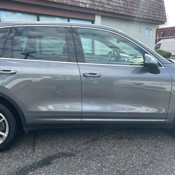 2014 Porsche 958 Cayenne - Image 11 of 12