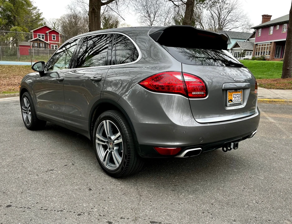 2014 Porsche 958 Cayenne - Image 6 of 9