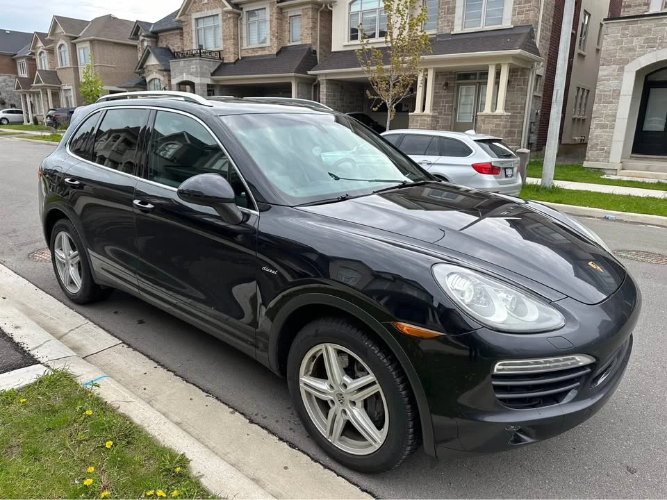 2014 Porsche 958 Cayenne Diesel - Image 2 of 10