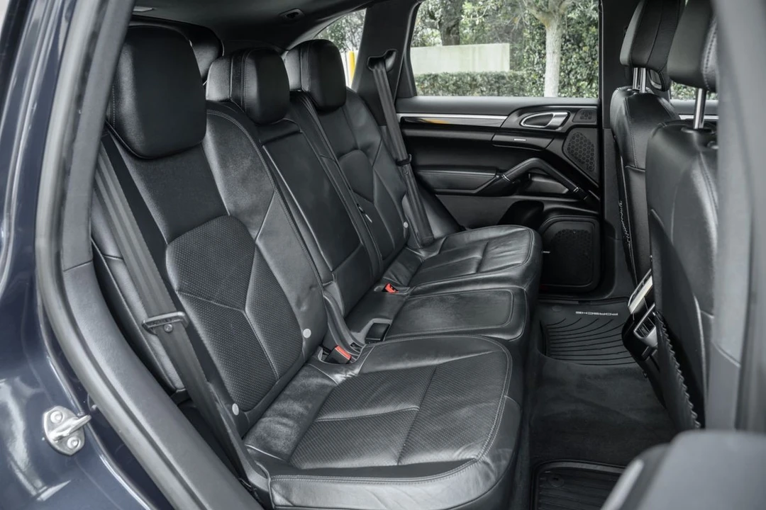 2014 Porsche 958 Cayenne Diesel - Image 15 of 21