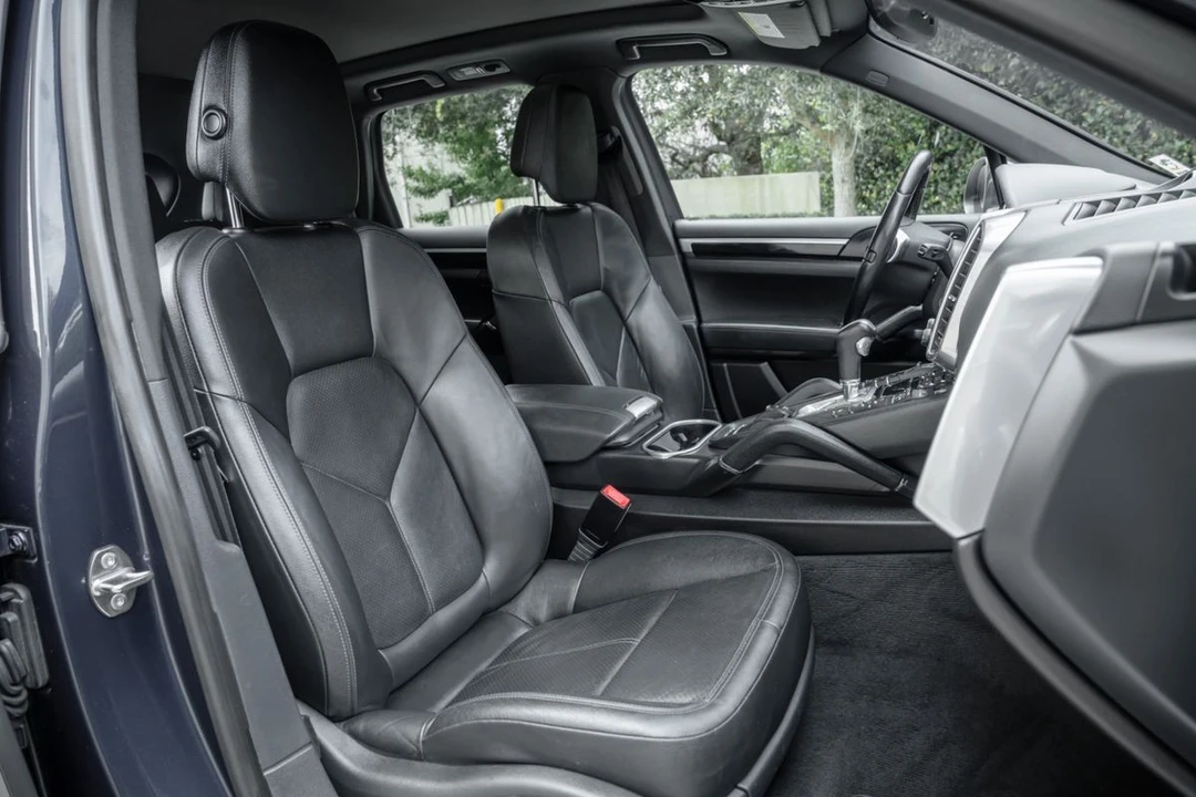 2014 Porsche 958 Cayenne Diesel - Image 17 of 21