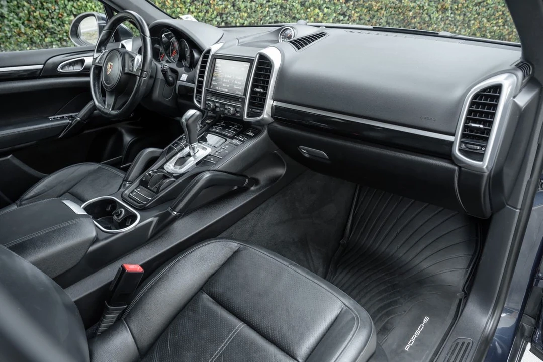 2014 Porsche 958 Cayenne Diesel - Image 16 of 21