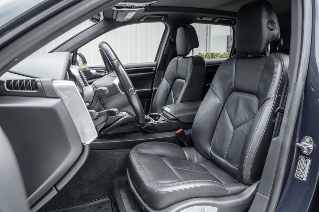 2014 Porsche 958 Cayenne Diesel - Image 11 of 21