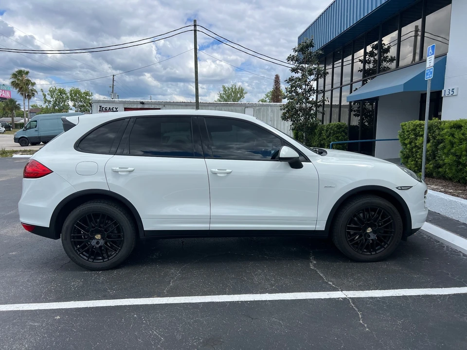 2014 Porsche 958 Cayenne Diesel - Image 5 of 12