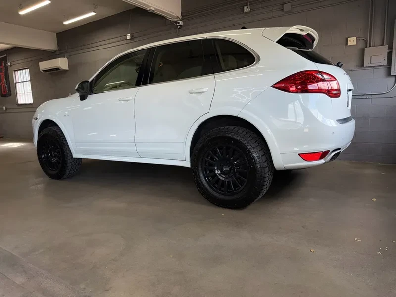 2014 Porsche 958 Cayenne Diesel - Image 2 of 18