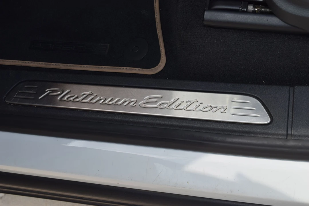 2014 Porsche 958 Cayenne Diesel - Image 14 of 22