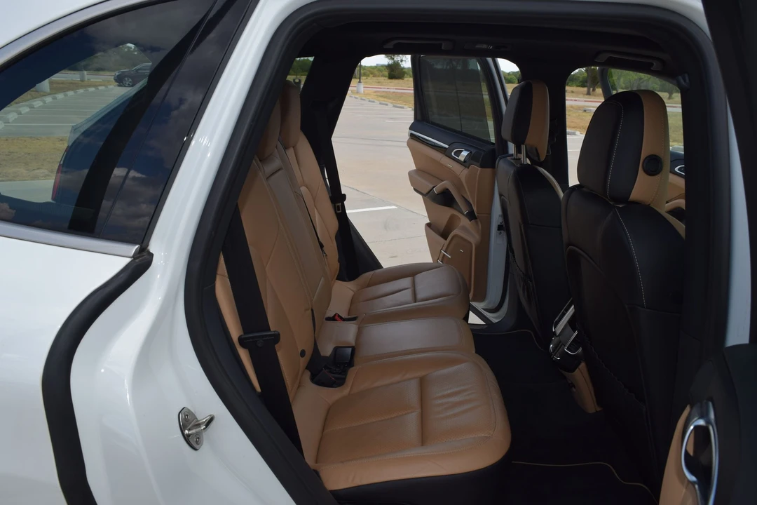 2014 Porsche 958 Cayenne Diesel - Image 15 of 22