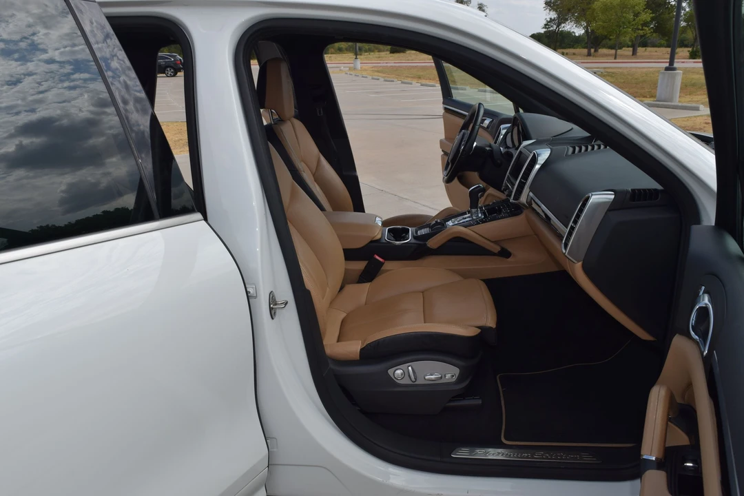 2014 Porsche 958 Cayenne Diesel - Image 16 of 22