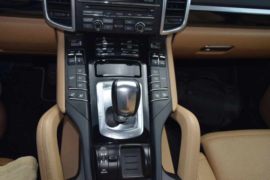 2014 Porsche 958 Cayenne Diesel - Image 17 of 22