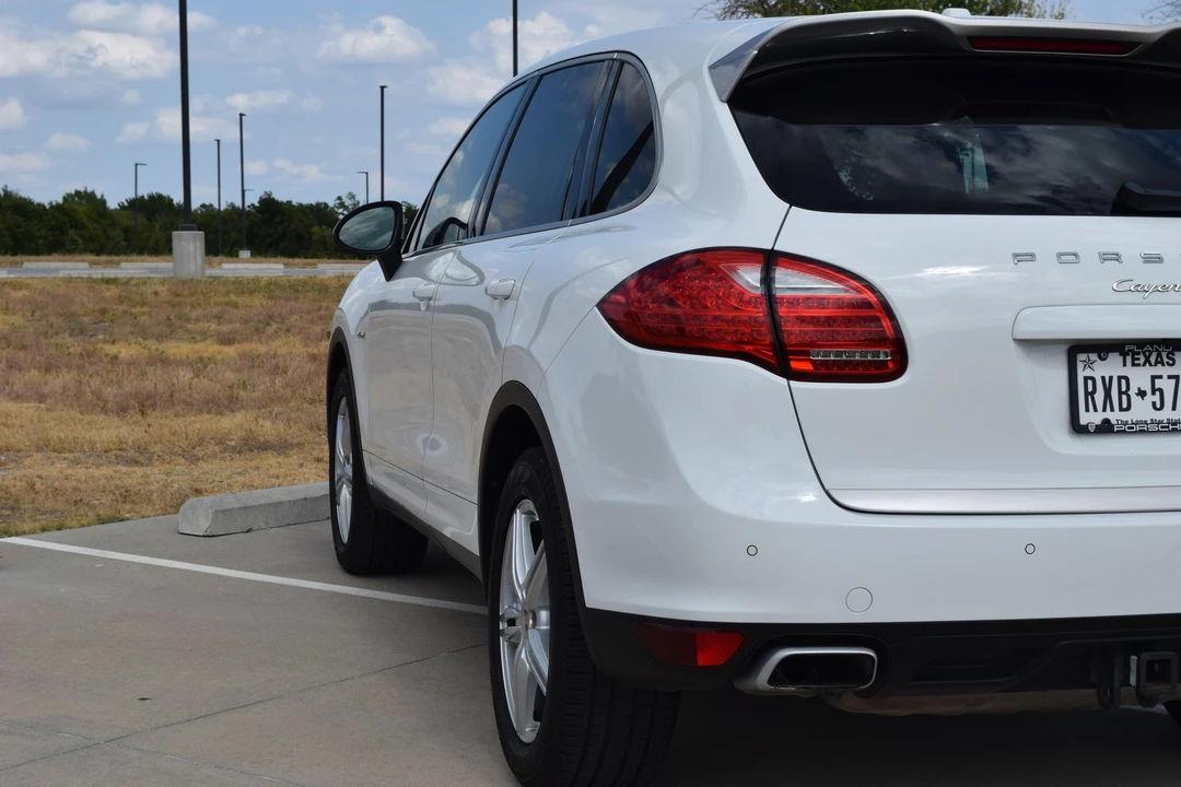 2014 Porsche 958 Cayenne Diesel - Image 9 of 22