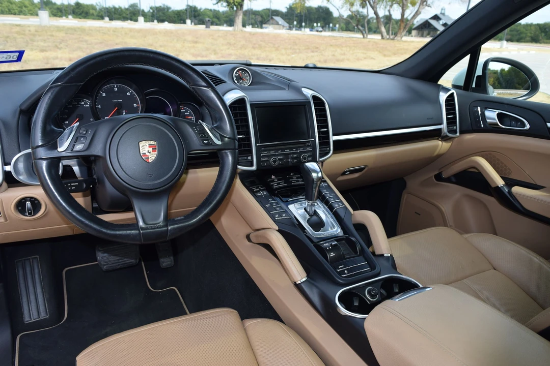 2014 Porsche 958 Cayenne Diesel - Image 13 of 22