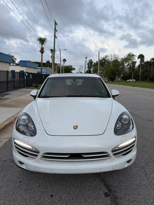 2014 Porsche 958 Cayenne Diesel - Image 2 of 19
