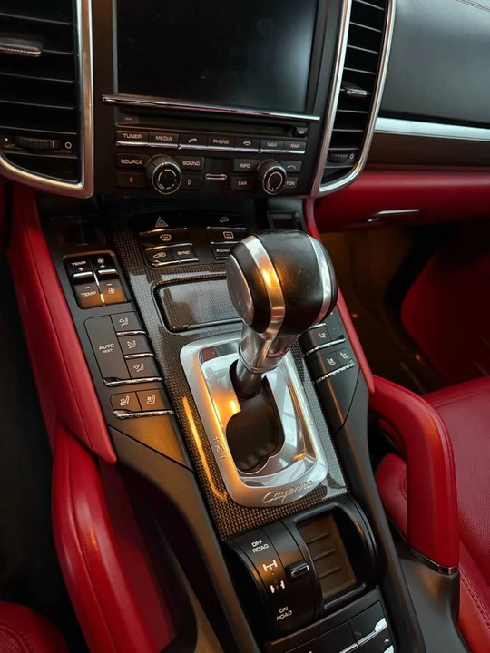 2014 Porsche 958 Cayenne Diesel - Image 15 of 19