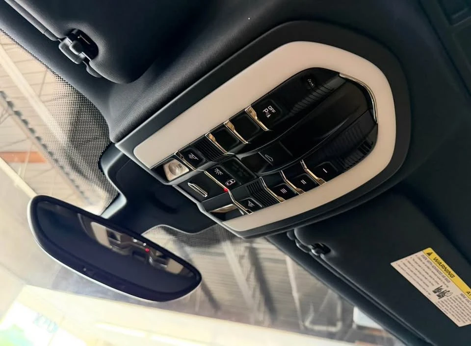 2014 Porsche 958 Cayenne Diesel - Image 9 of 20
