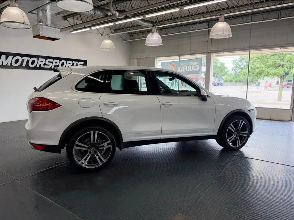 2014 Porsche 958 Cayenne Diesel - Image 2 of 20