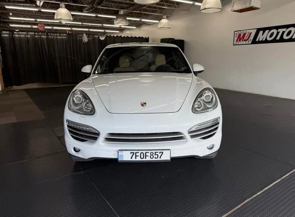 2014 Porsche 958 Cayenne Diesel - Image 3 of 20