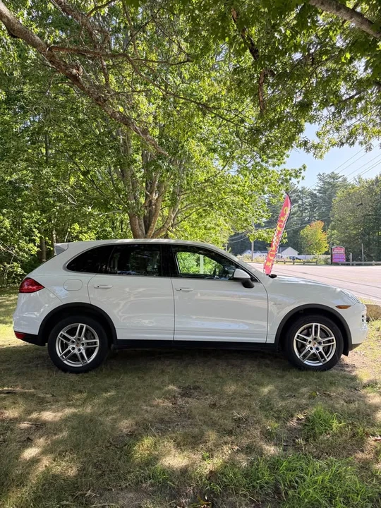 2014 Porsche 958 Cayenne Diesel - Image 2 of 18