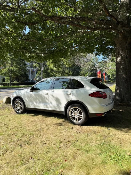 2014 Porsche 958 Cayenne Diesel - Image 9 of 18