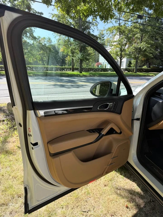 2014 Porsche 958 Cayenne Diesel - Image 17 of 18