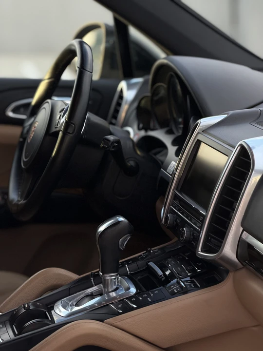 2014 Porsche 958 Cayenne Diesel - Image 23 of 31