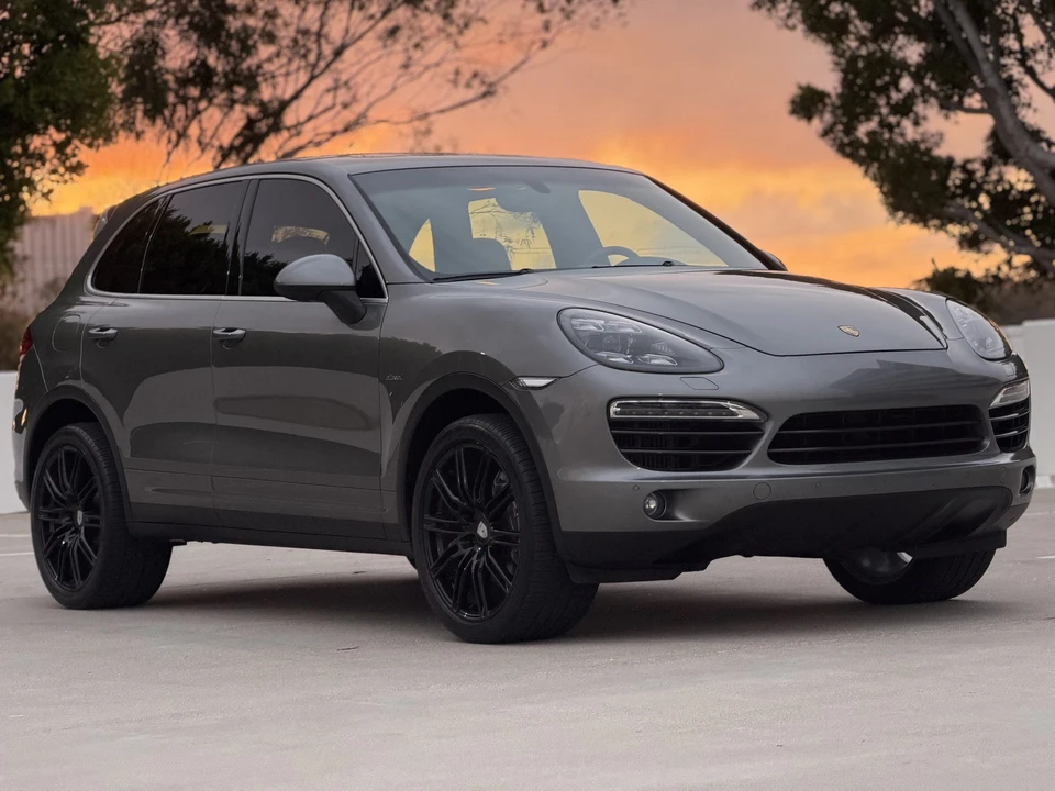 2014 Porsche - Image 19 of 31