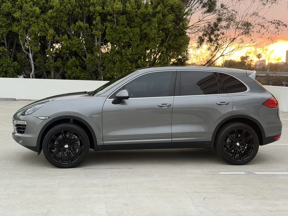 2014 Porsche - Image 7 of 31