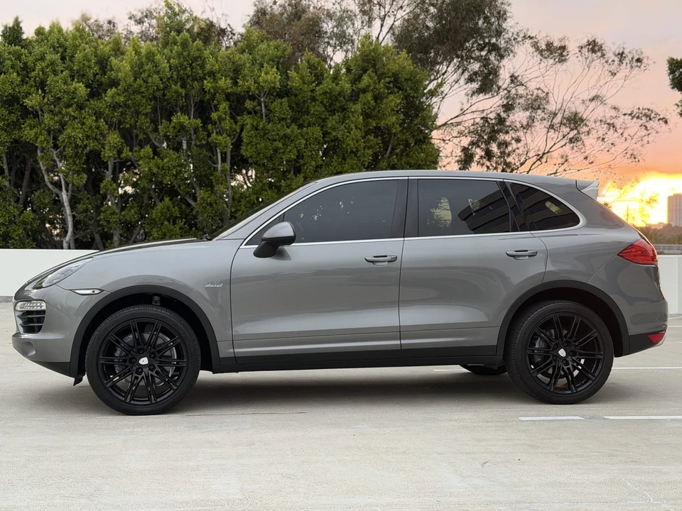 2014 Porsche - Image 6 of 31