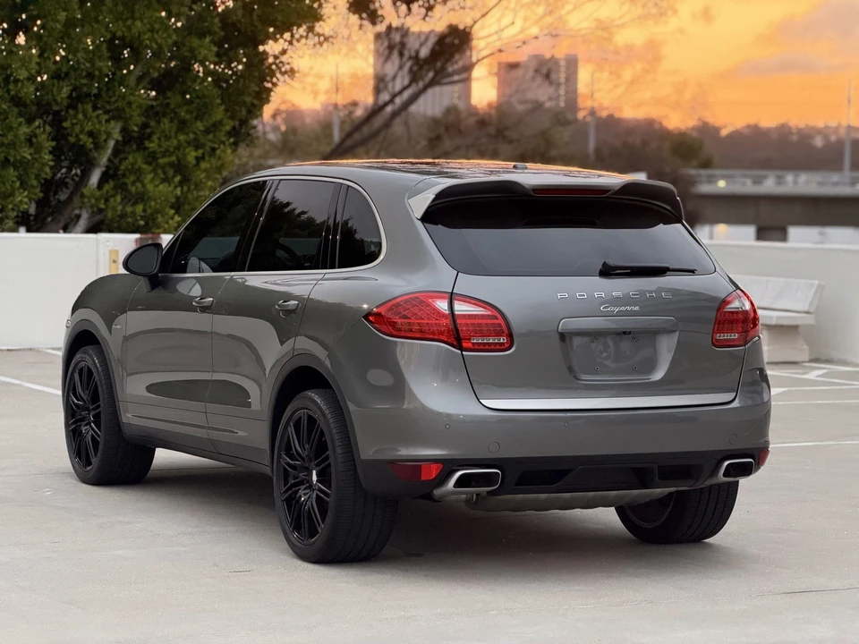 2014 Porsche - Image 11 of 31