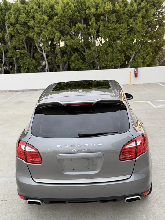 2014 Porsche - Image 14 of 31